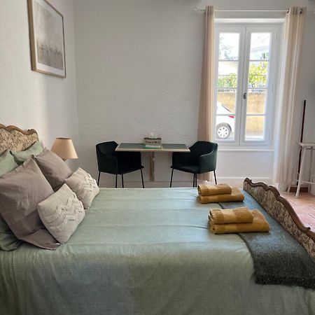 Au Petit Faubourg Lägenhet Grignan Exteriör bild