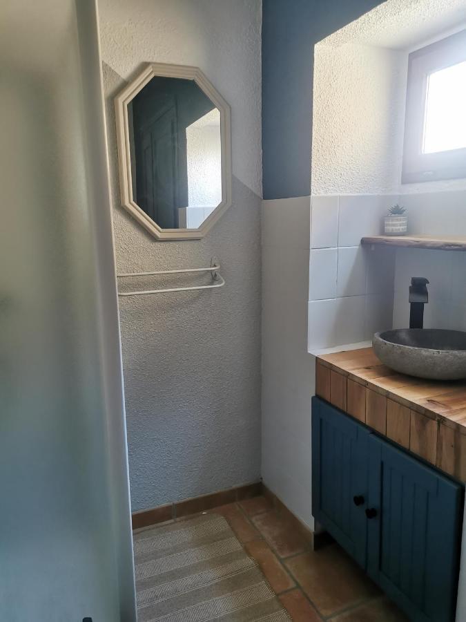 Au Petit Faubourg Lägenhet Grignan Exteriör bild